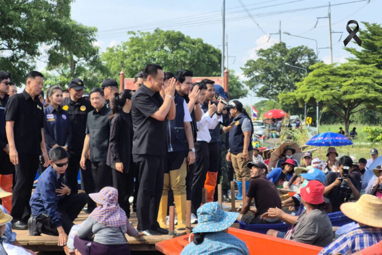 Read more about the article ลงพื้นที่อ่างทอง–อยุธยา สั่งเร่งฟื้นฟูพื้นที่น้ำท่วม วางแผนจัดการน้ำระยะยาว ป้องกันท่วมซ้ำรอย